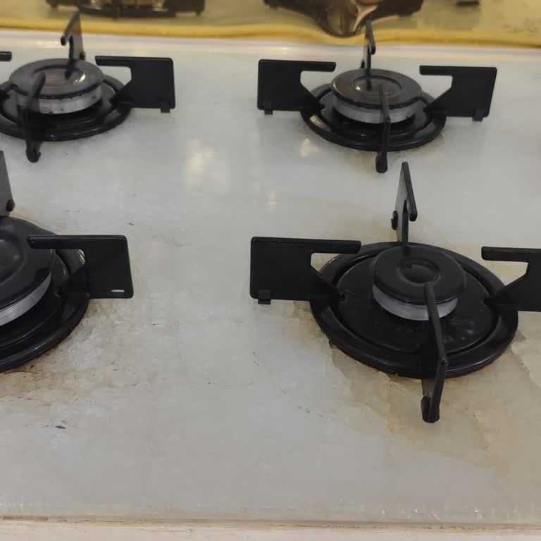 Arçelik Ocak Camı Beklenmedik Şekilde Patladı, Mağduriyetimin Giderilmesini İstiyorum