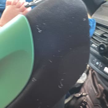 Cybex Puset, plumas salen del cochecito, atención insuficiente tras compra