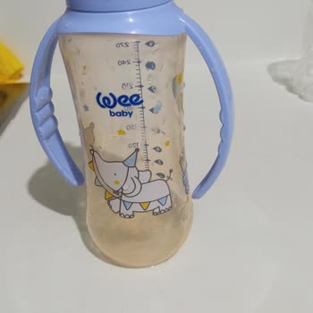 Wee Baby Biberonda Karpuz Suyu Sonrası Kalıcı Renk Değişimi Ve Mağduriyet