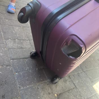 Pegasus Uçuşunda Kırık Bagaj Teslimatı Ve Mağduriyet