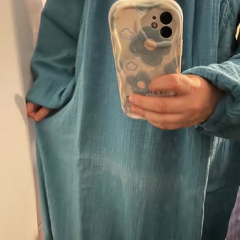 Defolu Ve Lekeli Elbise Gönderildi, Mağduriyetim Giderilsin