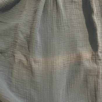 Defolu Ve Lekeli Elbise Gönderildi, Mağduriyetim Giderilsin