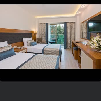 Rezervasyonda Gösterilen Oda Yerine Farklı Ve Küçük Oda Verildi, Mağdur Edildik