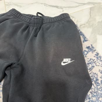 Nike Eşofman Altında Renk Atması ve Garanti Sürecinde Mağduriyet