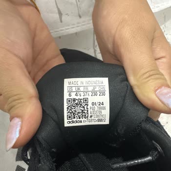 Ayakkabı Tiftiklenme Sorunu Ve Değişim Talebim Sürekli Reddedildi