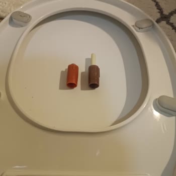 Klozet Kapağı İçin Yedek Parça Bulunamıyor, Destek Bekliyorum