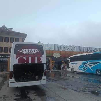 Metro Turizm İle Yolculukta Gecikmeler Ve Ehliyetsiz Şoför Mağduriyeti Yaşadık