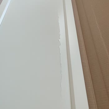 Yüksek Tutarlı Kitaplık Siparişim Hasarlı Ve İlgisiz Teslim Edildi, Çözüm Bekliyorum