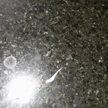 Labne Peynirinden Çıkan Plastik Parça Endişesi