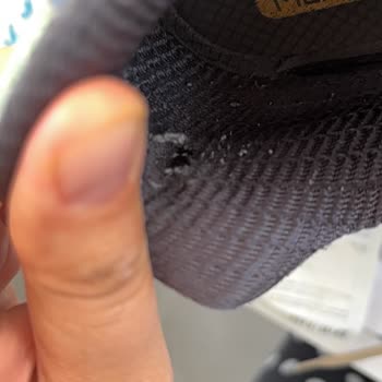 Skechers Garanti Sözünü Tutmadı, Ürünüm Yırtıldı