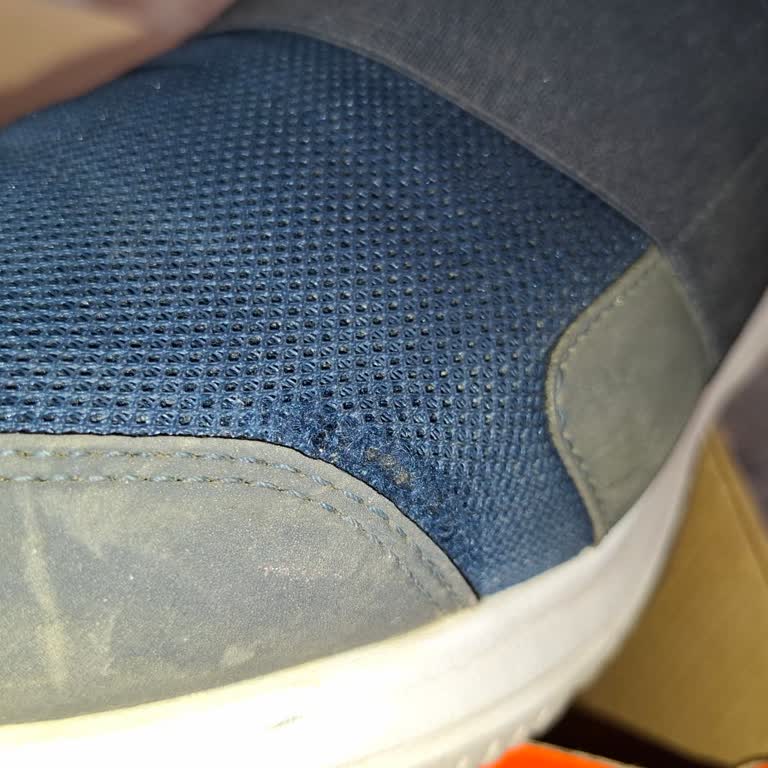 FLO'dan Aldığım Ayakkabının Erken Yırtılması Ve Haksız Ret Kararı