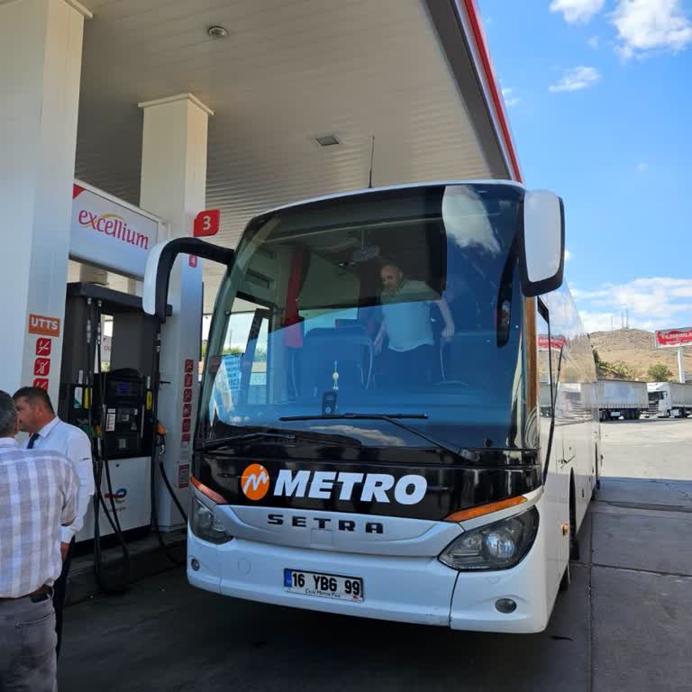 Yakıt Krizi Nedeniyle Saatlerce Yolda Kaldık, Mağduriyetim Giderilmiyor!