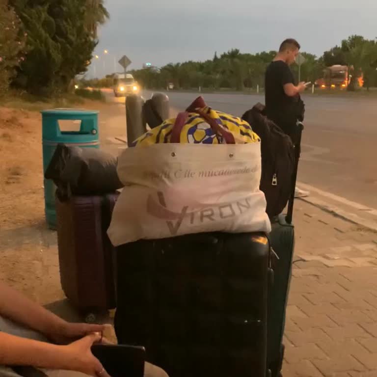 Otobüs Saatlerce Gelmedi Mağdur Olduk Ücret İadesi İstiyorum