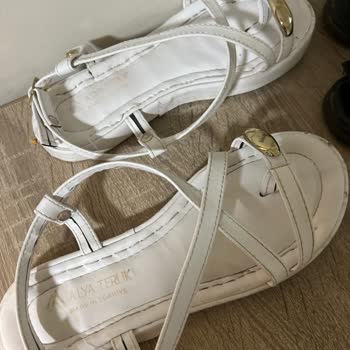 Aldığım Sandaletler İlk Giyişte Bozuldu, Müşteri Hizmetlerinden Dönüş Alamadım