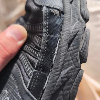 Skechers Ayakkabım 6 Ayda Deforme Oldu, Garanti Desteği Sağlanmadı