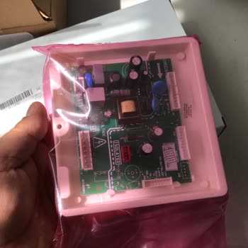 Dört Yılda Arızalanan Buzdolabı Ve Yetersiz Servis Mağduriyeti