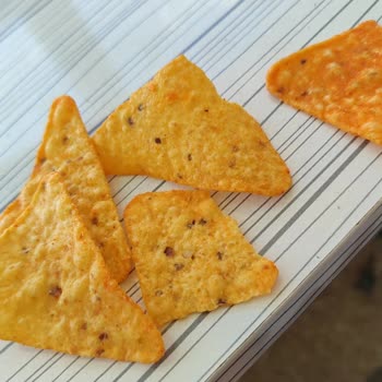 Doritos Peynirli Cipsin Baharatı Yok Denecek Kadar Azalmış
