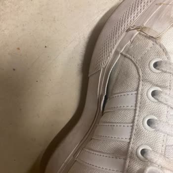 Kısa Sürede Deforme Olan Adidas Ayakkabı İçin Değişim Talebim Reddedildi