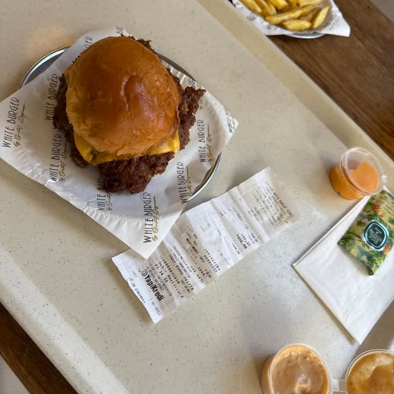 Fahiş Sos Ücreti Ve Olumsuz Personel Davranışı