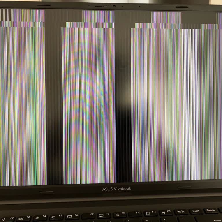 Defalarca Arızalanan Bilgisayar Ve Çözülmeyen Mağduriyet