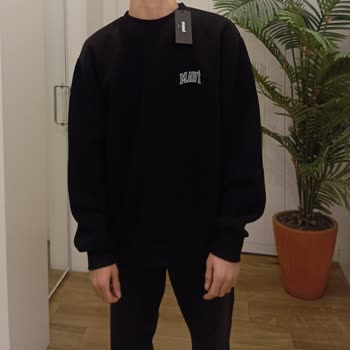 Mavi Sweatshirtte Renk Solması Ve Tüylenme Sorunu Yaşadım