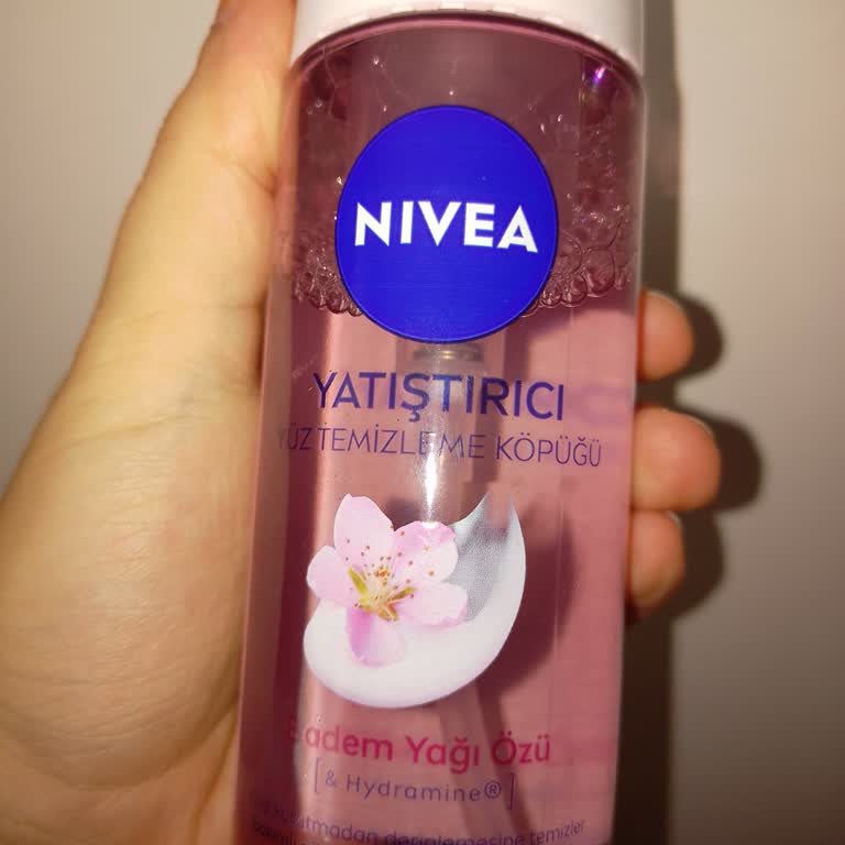 Hassas Ciltler İçin Yüz Köpüğü Ciddi Tahrişe Yol Açtı, Açıklama Bekliyorum