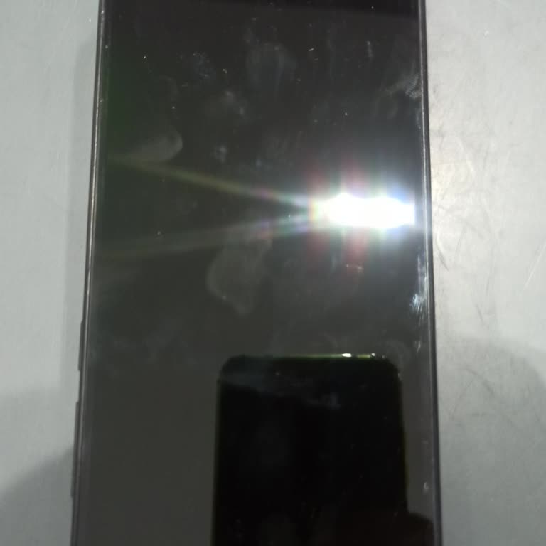 Reeder Garanti Kapsamında Şarj Ve Wi-Fi Sorunlu Telefon İçin Ücret Talebi Ve İlgisiz Hizmet