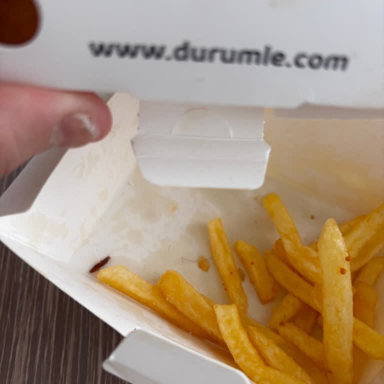 Dürümle Yemekte Hijyen ve Sipariş Eksikliğiyle Karşılaştım