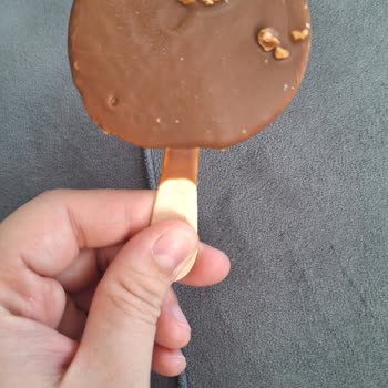 Golf Dondurma Ambalajındaki Fındık Görseliyle Ürün İçeriği Uyuşmuyor