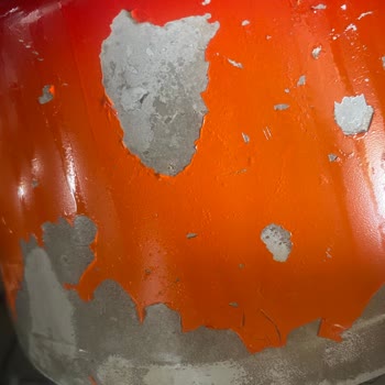 Tencere Setinin Kaplaması Dökülüyor, Sağlık Riski Oluştu