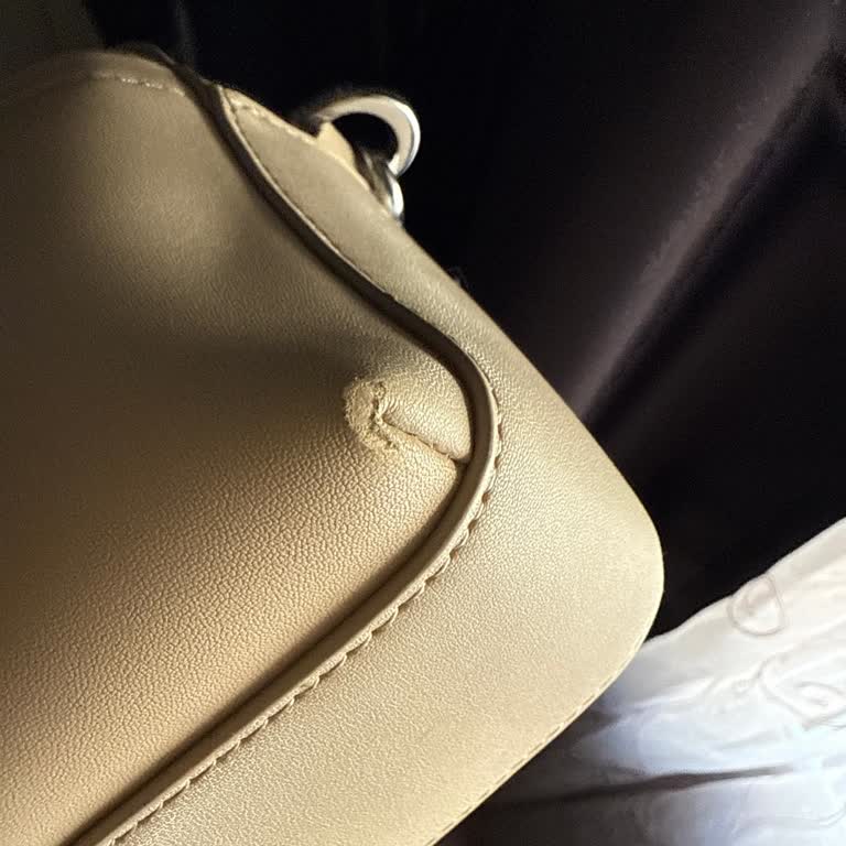 Calvin Klein Çantam Kısa Sürede Deforme Oldu Değişim İstiyorum