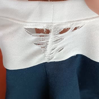 Kısa Sürede Sökülen T-Shirt İçin Değişim Veya İade Talebi