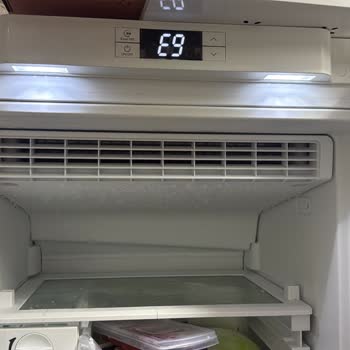 No-frost Derin Dondurucu Buzlanma Ve E9 Hatası Sorunu