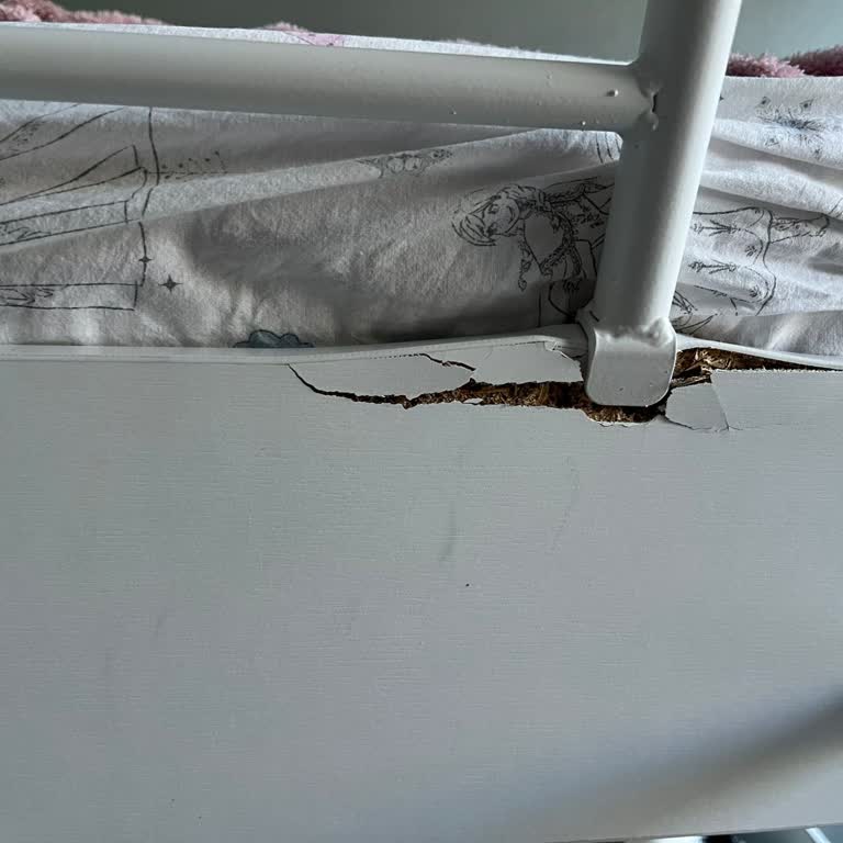 Çocuk Ranzasında Kırılan Parça Büyük Güvenlik Riski Oluşturdu