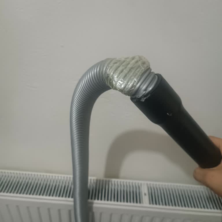 Fakir Atria Süpürge Hortumu Kısa Sürede Deforme Oldu, Ücretsiz Değişim Talebi