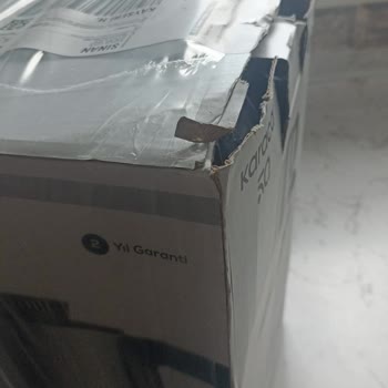 Yırtılmış Ve Hasarlı Kargo Paketiyle Teslimat Mağduriyeti Yaşadım