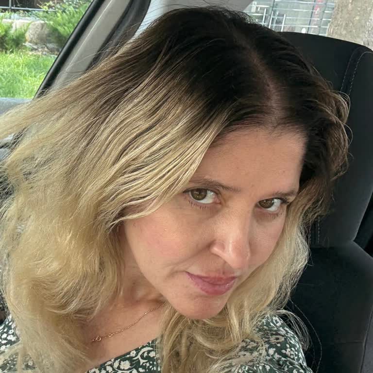 Kuaförde Yüksek Ücret Ve Saçta Ciddi Hasar Mağduriyeti