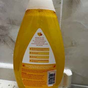 Göz Yakmayan Bebek Şampuanı Oğlumun Gözlerini Yaktı Banyo Fobisi Oluştu