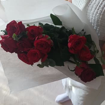 Çiçek Sepeti Evlilik Yıl Dönümünde Eksik ve Solmuş Güller, Müşteri Hizmetleri İlgisizliği