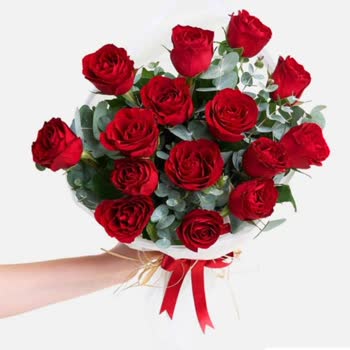 Çiçek Sepeti Evlilik Yıl Dönümünde Eksik ve Solmuş Güller, Müşteri Hizmetleri İlgisizliği