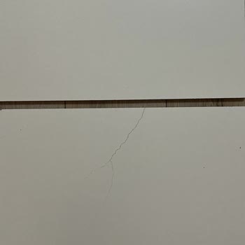 Kırık Gelen Banyo Dolabı Ve İlgisiz Firma Nedeniyle İade Sorunu