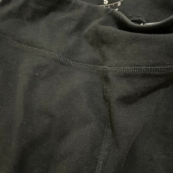 Kısa Sürede Deforme Olan Reebok Tayt Ve Yetersiz Müşteri Hizmeti