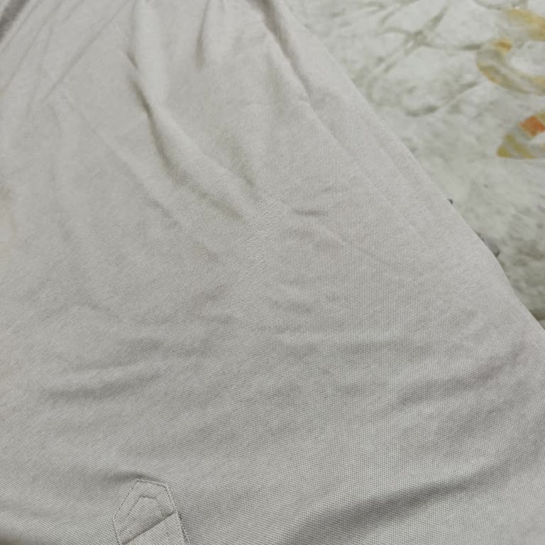 Kısa Sürede Tüylenen Tişörtler Ve Yetersiz Mağaza Çözümü