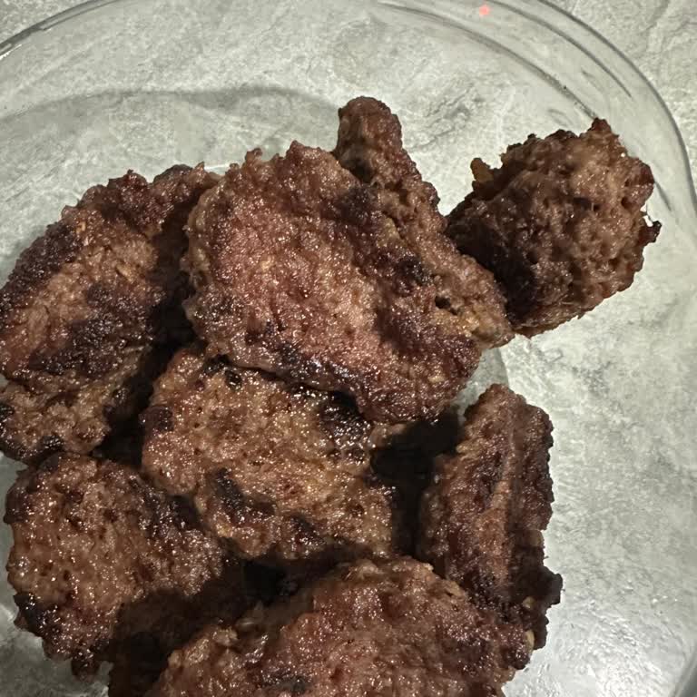 Sağlıksız Ve Kötü Kokulu Köfte: Getir'den Aldığım Ürün Hem Midemizi Hem Güvenimizi Bozdu