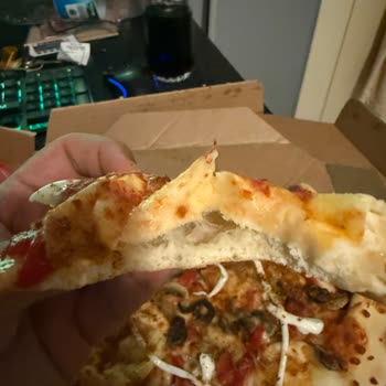 Soğuk Ve Eksik Gelen Pizza Müşteri Hizmetleri Sorunu Çözmedi