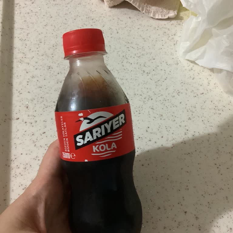 Sarıyer Küçük Kola Şişelerinde Kapak Açma Sorunu Mağduriyet Yaratıyor