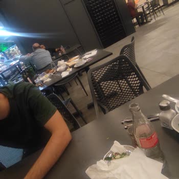 Köfteci Yusuf Şubesinde İlgisizlik Ve Temizlik Sorunu!