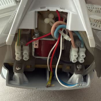 Ücretli Onarım Sonrası Ütüm Bozuk Teslim Edildi, Mağduriyetim Giderilmiyor