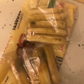 Taze Olmayan Ürünle Sağlık Ve Güven Sorunu: Pesotti Kedi Dili Bisküvisi Küflü Çıktı