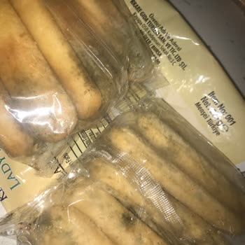 Taze Olmayan Ürünle Sağlık Ve Güven Sorunu: Pesotti Kedi Dili Bisküvisi Küflü Çıktı